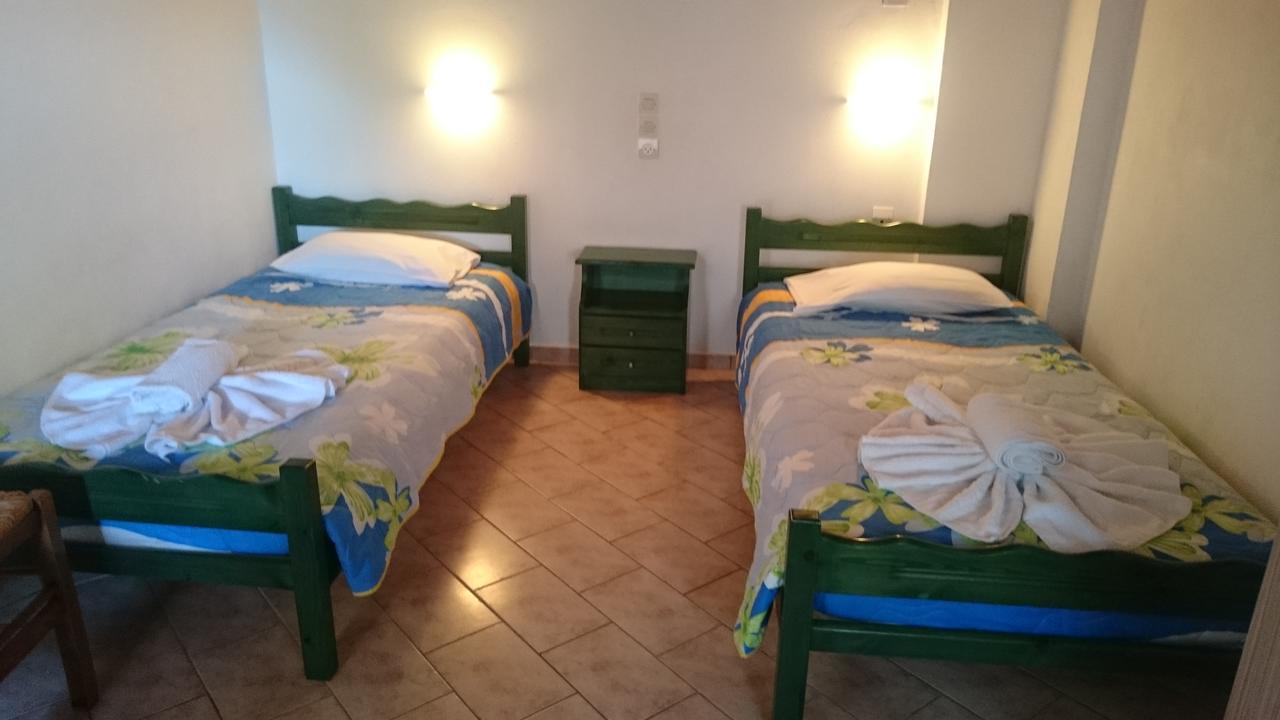 קרי Dakis Studios מראה חיצוני תמונה